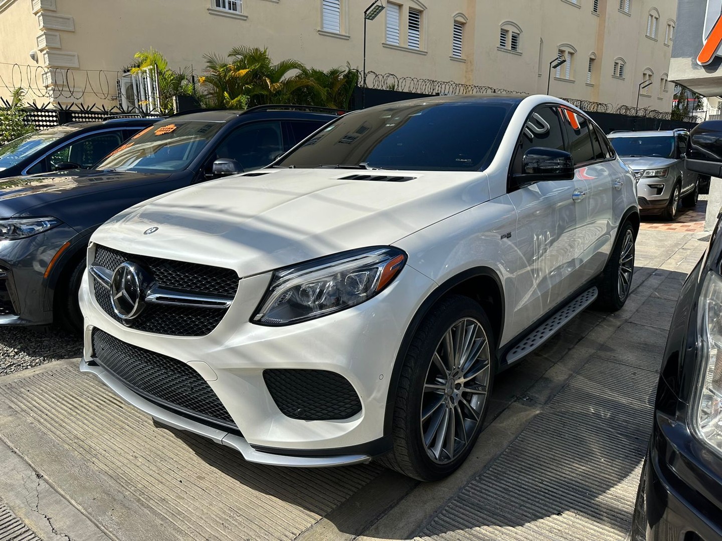 jeepetas y camionetas - Mercedes Benz GLE 43 AMG 2017 nuevaaa