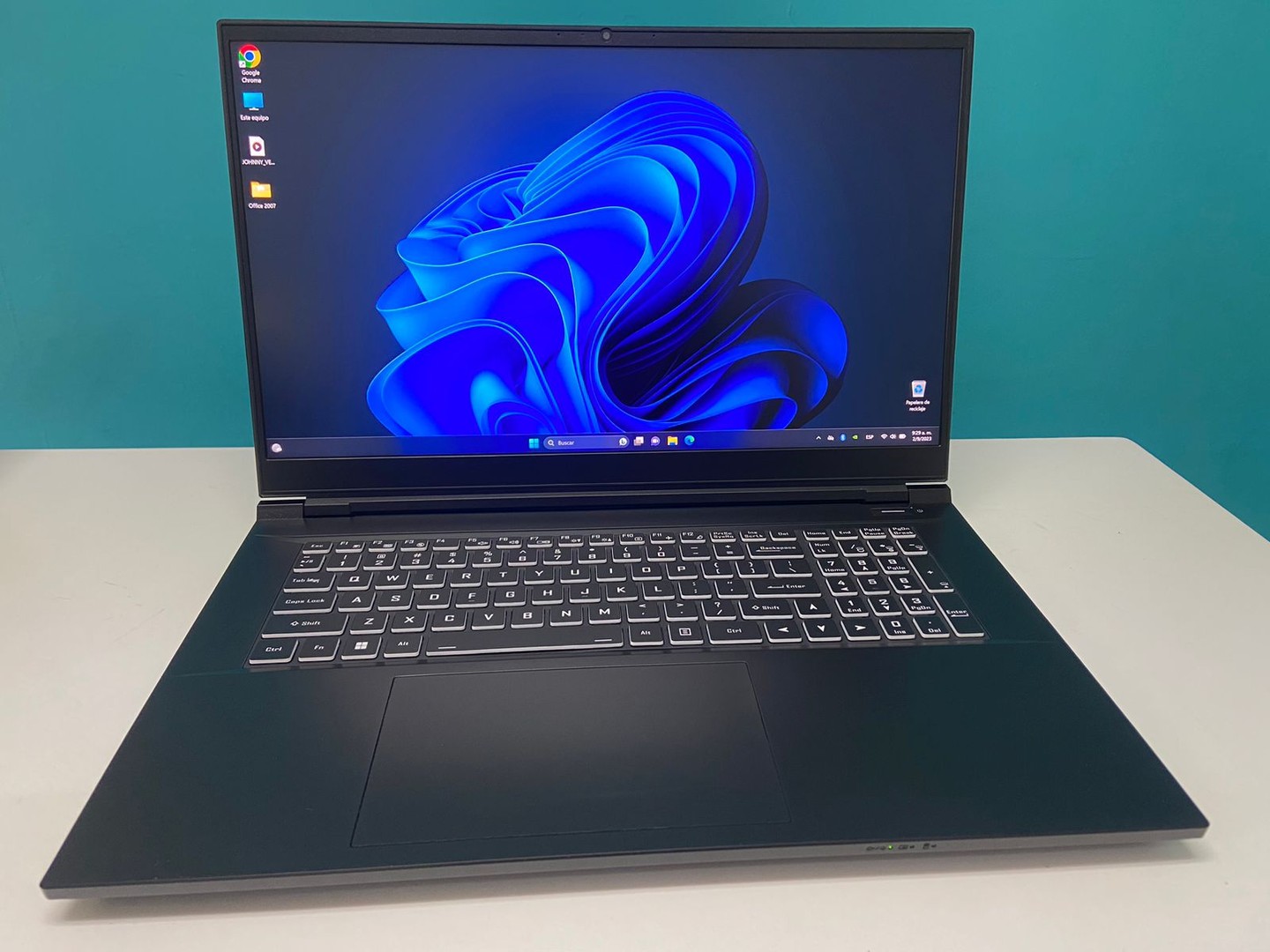 computadoras y laptops - Laptop Gamer Clevo Sager PD70PNN / 12th Gen, Intel Core i7 / 32 GB DDR4 / 256 GB