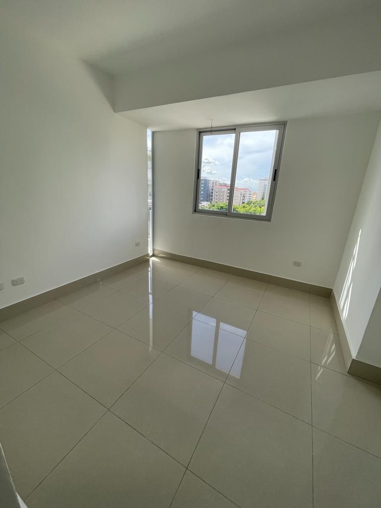 apartamentos - Se vende apartamento en Evaristo Morales 1