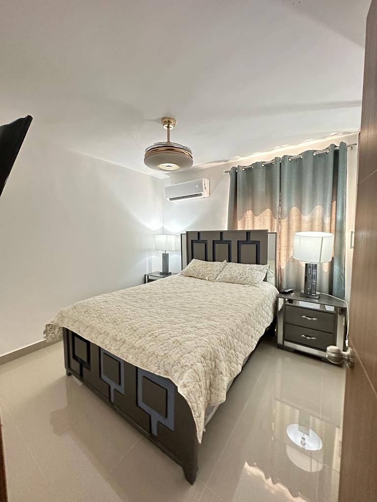 penthouses - Penthouse Amueblado en Ave. Hispanoamericana  1