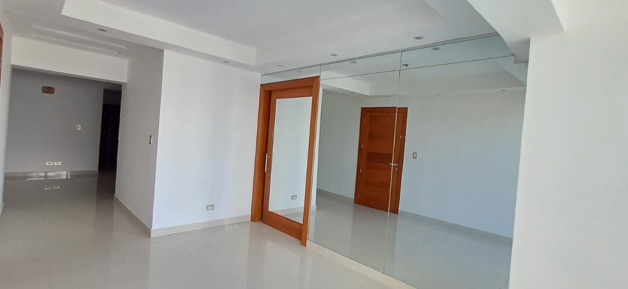 apartamentos - Se vende apartamento en el sector de Evaristo Morales  6