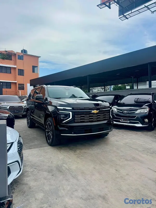 jeepetas y camionetas - Chevrolet Tahoe High Country Duramax 2025
 2