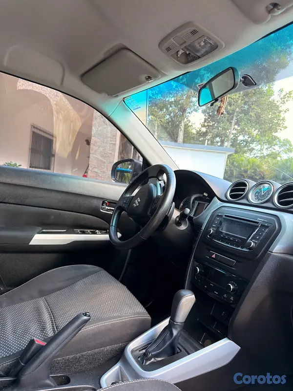 jeepetas y camionetas - SUZUKI VITARA 2016 MATRÍCULA EN MANO 4