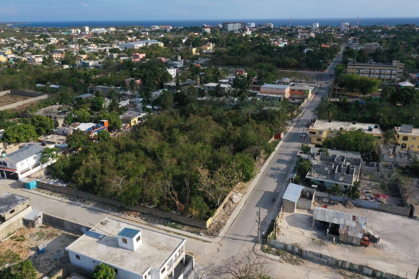 solares y terrenos - Solar en venta en Boca Chica de 5,400m2  3