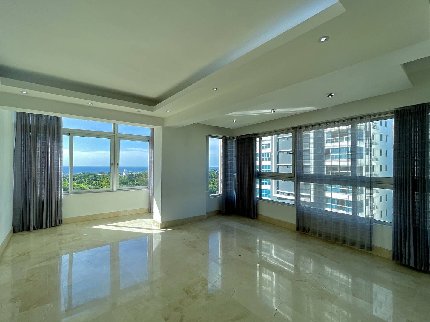 apartamentos - apartamento con vista al mar en mirador sur, cerca avenida anacaona en venta  3