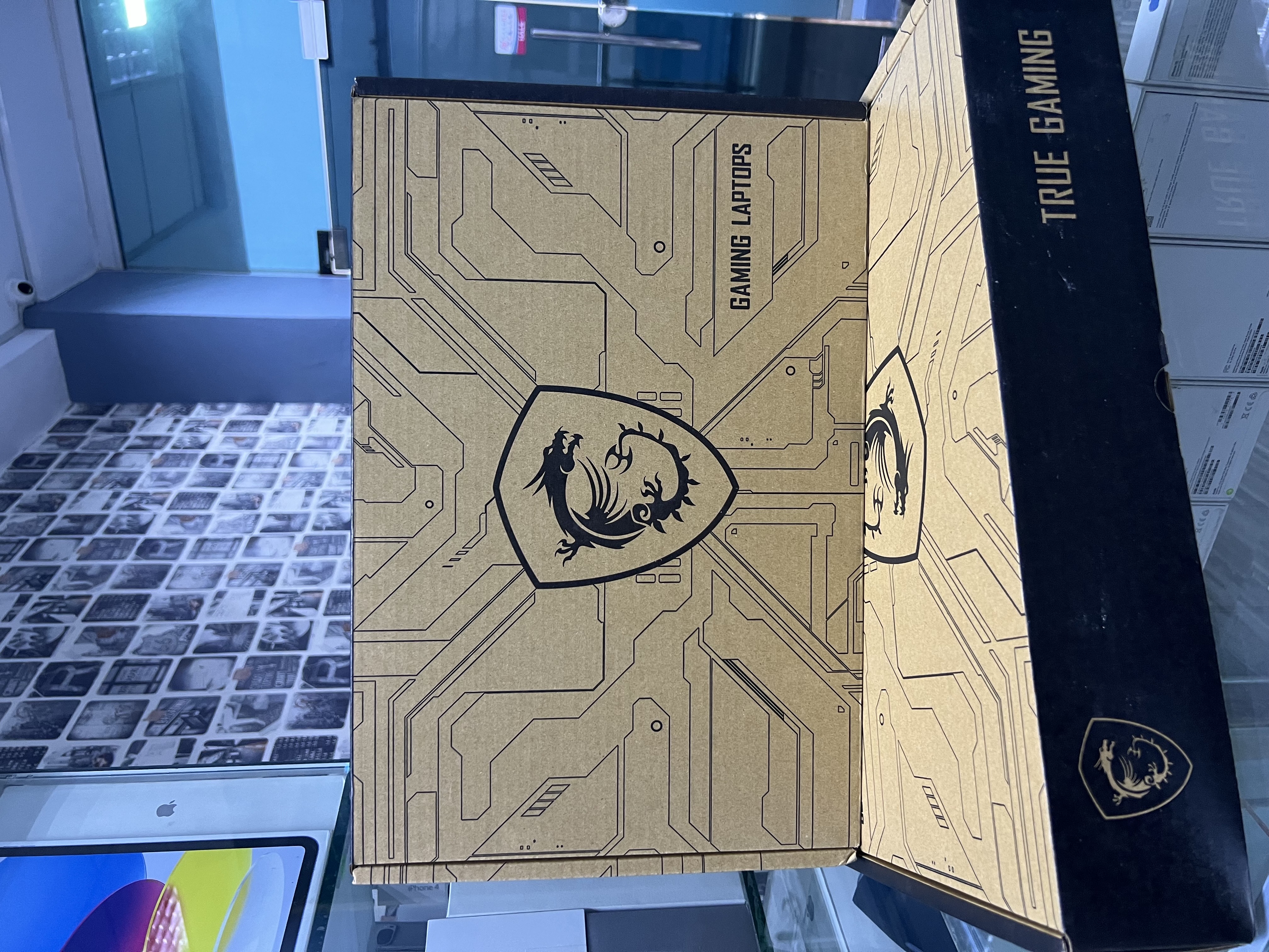computadoras y laptops - Msi Thin 15.6 3050 16/512gb 