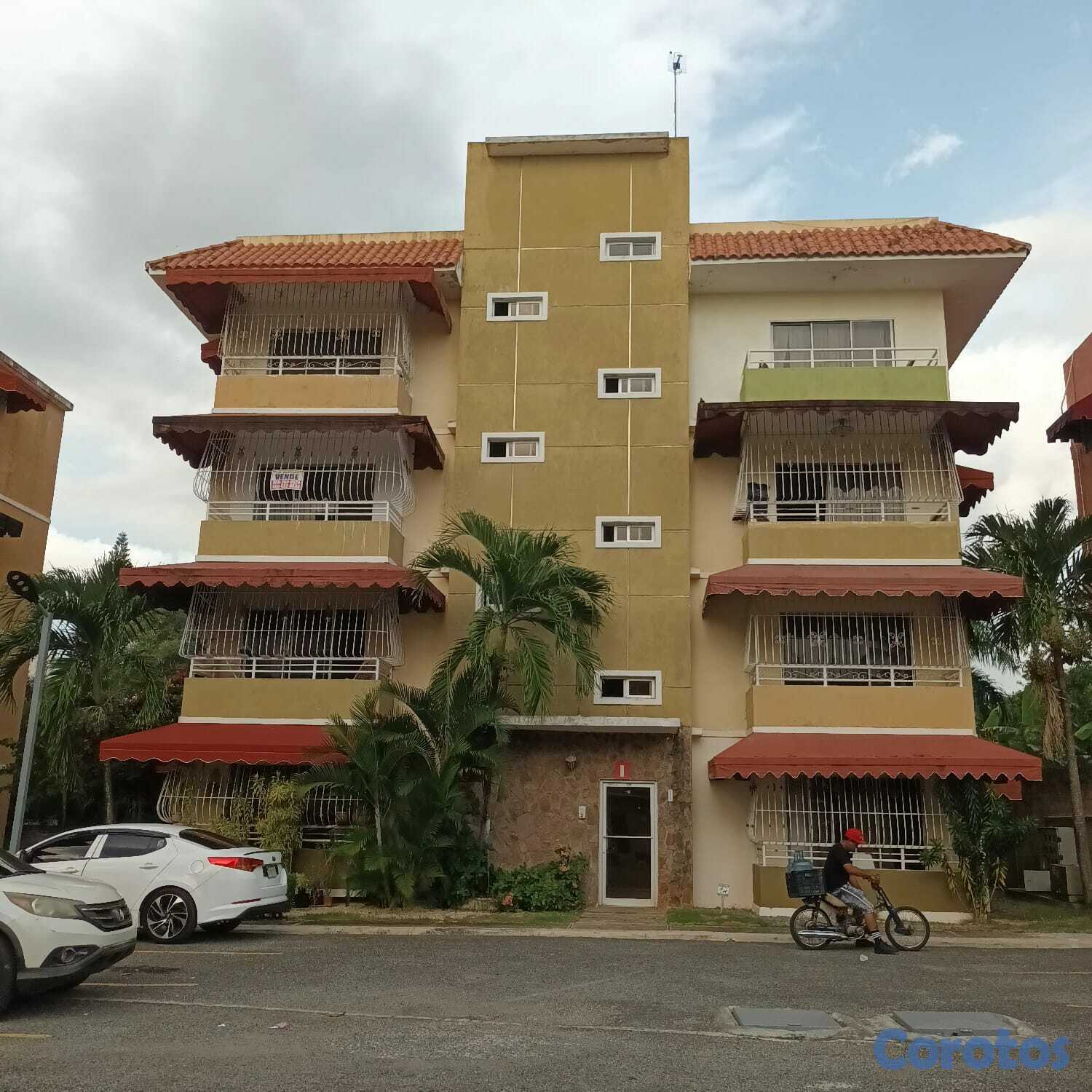 apartamentos - Alquilo Apartamento en Lucerna .. a una esquina de