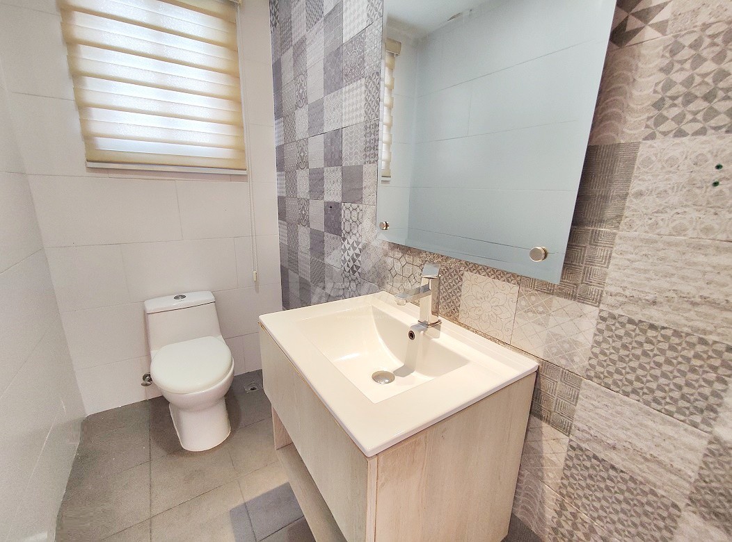 apartamentos - 5TO NIVEL CON LINEA BLANCA ENSANCHE NACO SANTO DOMINGO  6