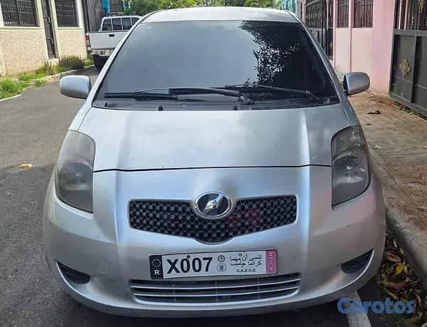 carros - Toyota Vitz 2007 6