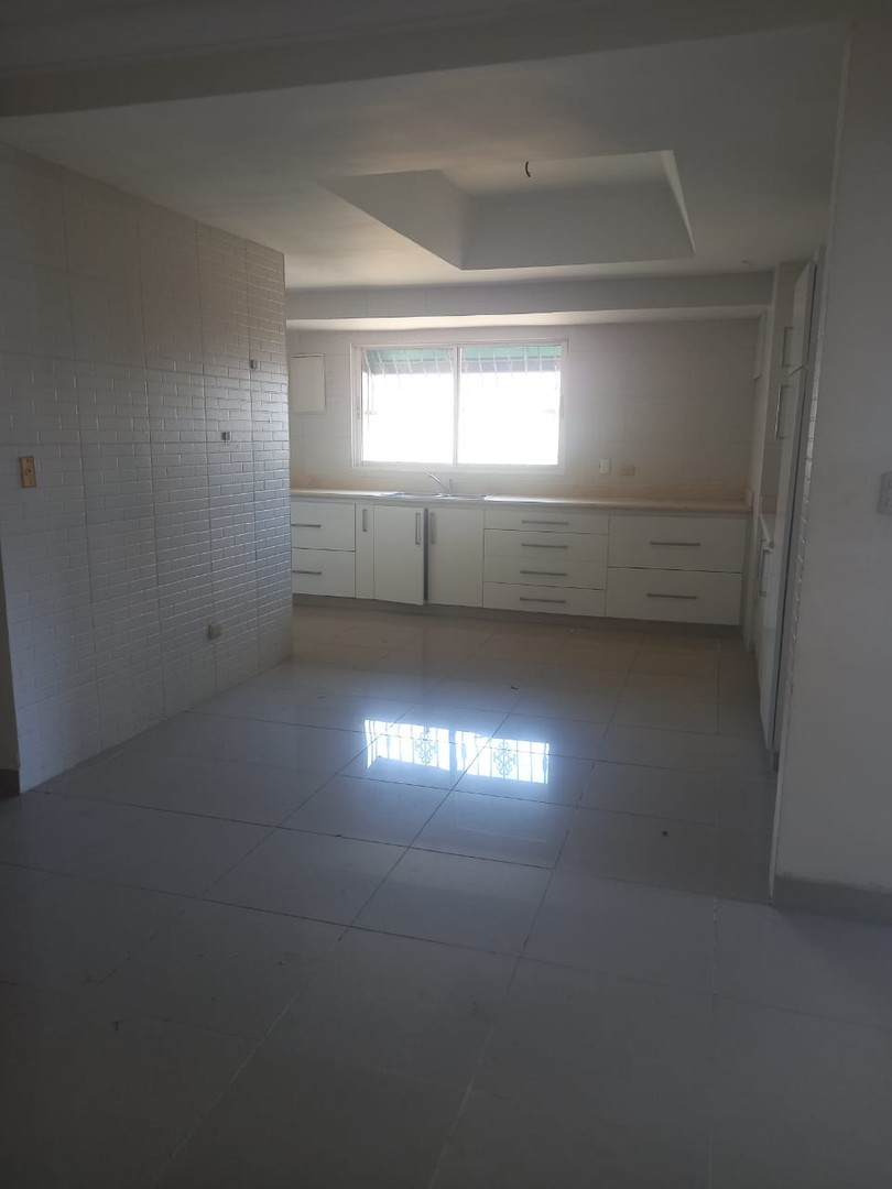 penthouses - Se vende apartamento tipo PH en Palo Verde Bella Vista 5