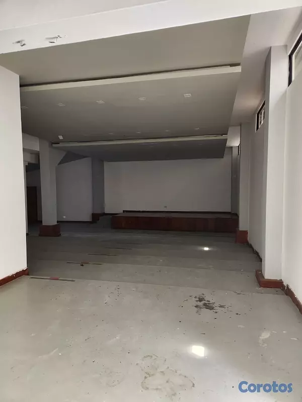 oficinas y locales comerciales - hermoso local en renta  7