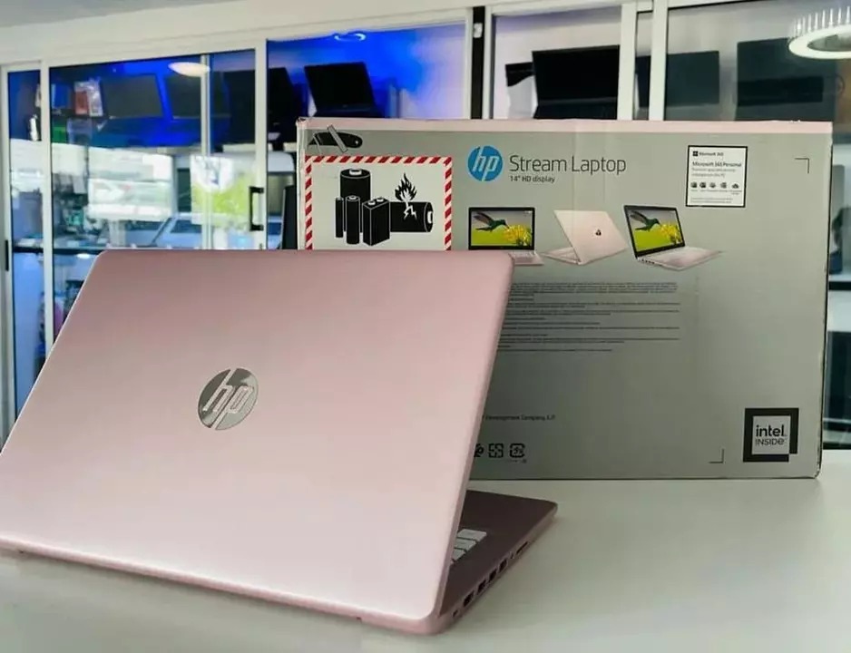 computadoras y laptops - Laptop HP Stream 14” Pink 4RAM - NUEVA! 2