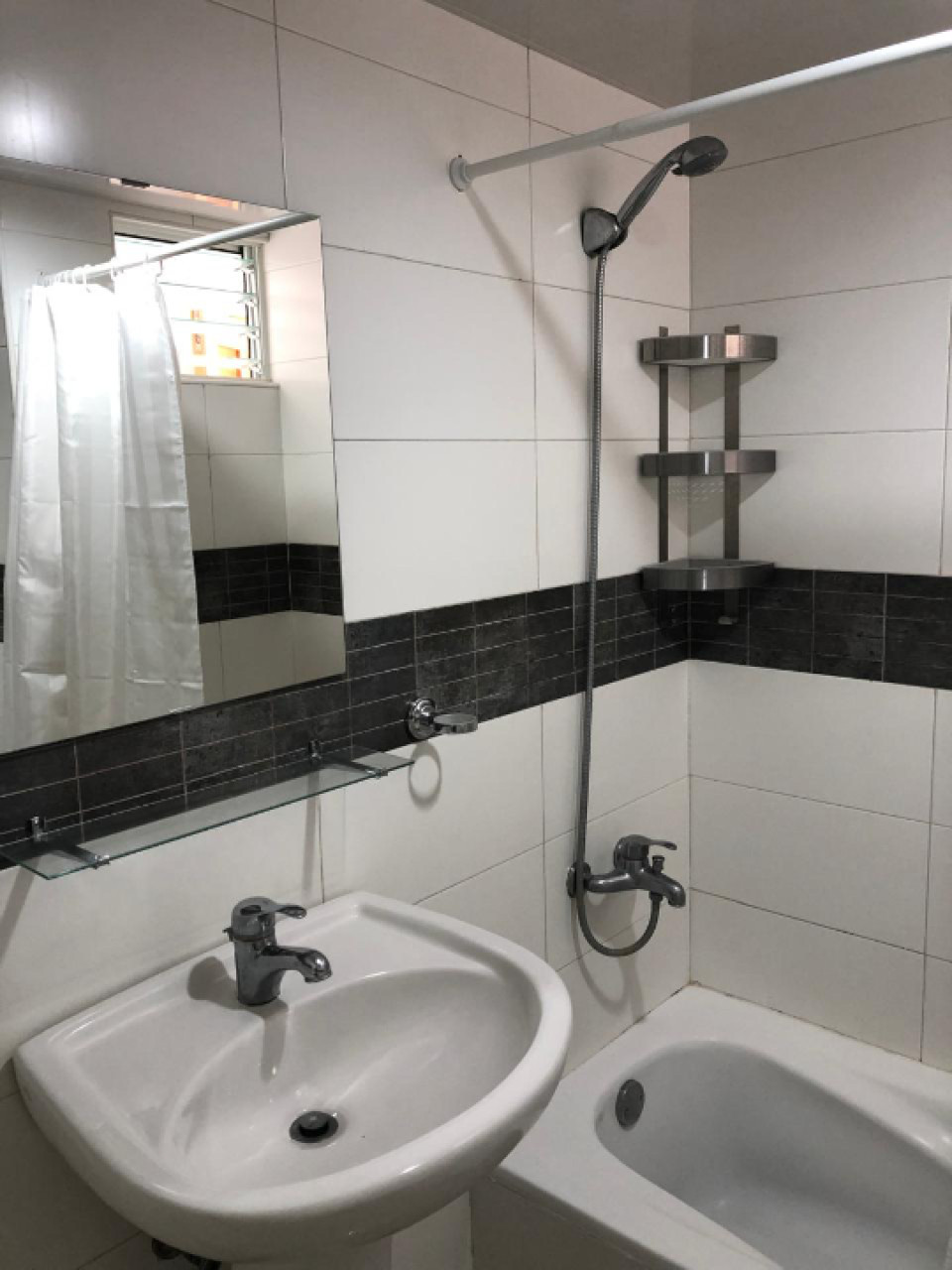 apartamentos - Apartamento Amueblado en Arroyo Hondo Viejo 1H, 1B, 1P, 3re Piso 3
