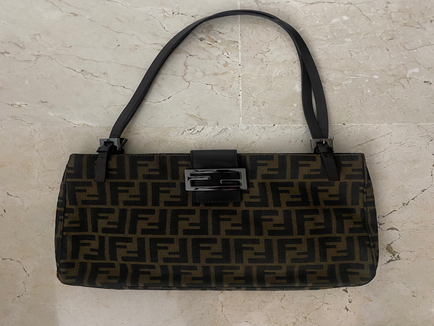 Corotos Carteras originales marca FENDI