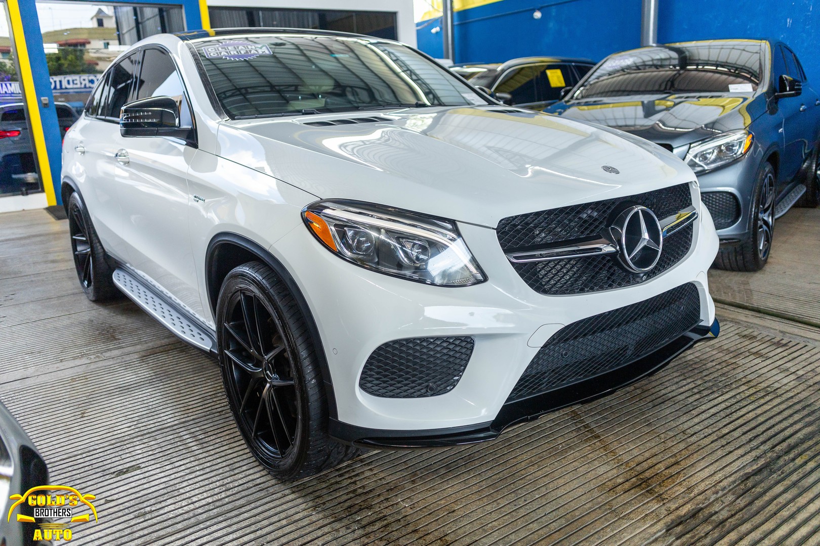 jeepetas y camionetas - Mercedes Benz GLE 43 Coupe AMG 2017 Clean Carfax 