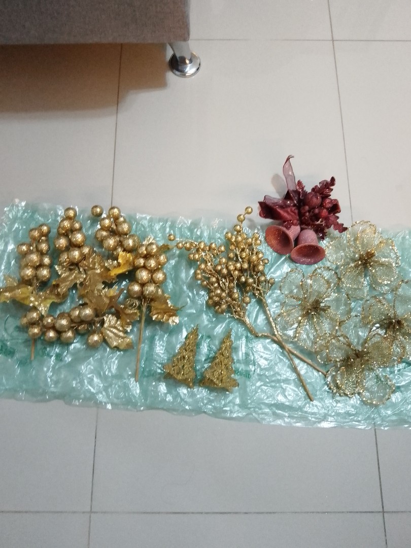decoración y accesorios - Adornos de navidad dorados
