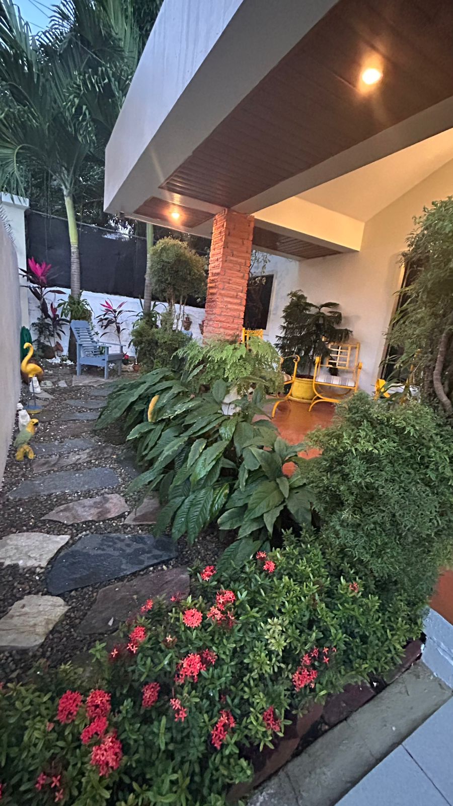 casas - CASA EN VENTA EN LOS GIRASOLES, SANTIAGO. 8