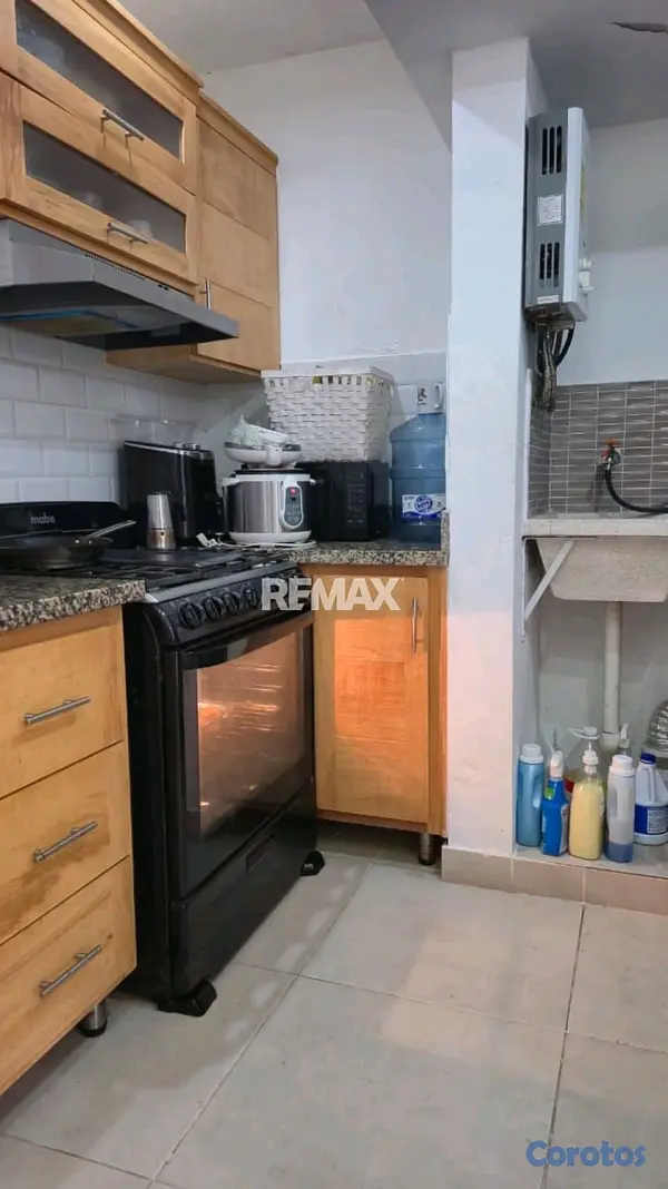 apartamentos - Apartamento en Venta en Atala, 1H, 1B, 1P, 4to Piso con ascensor 3