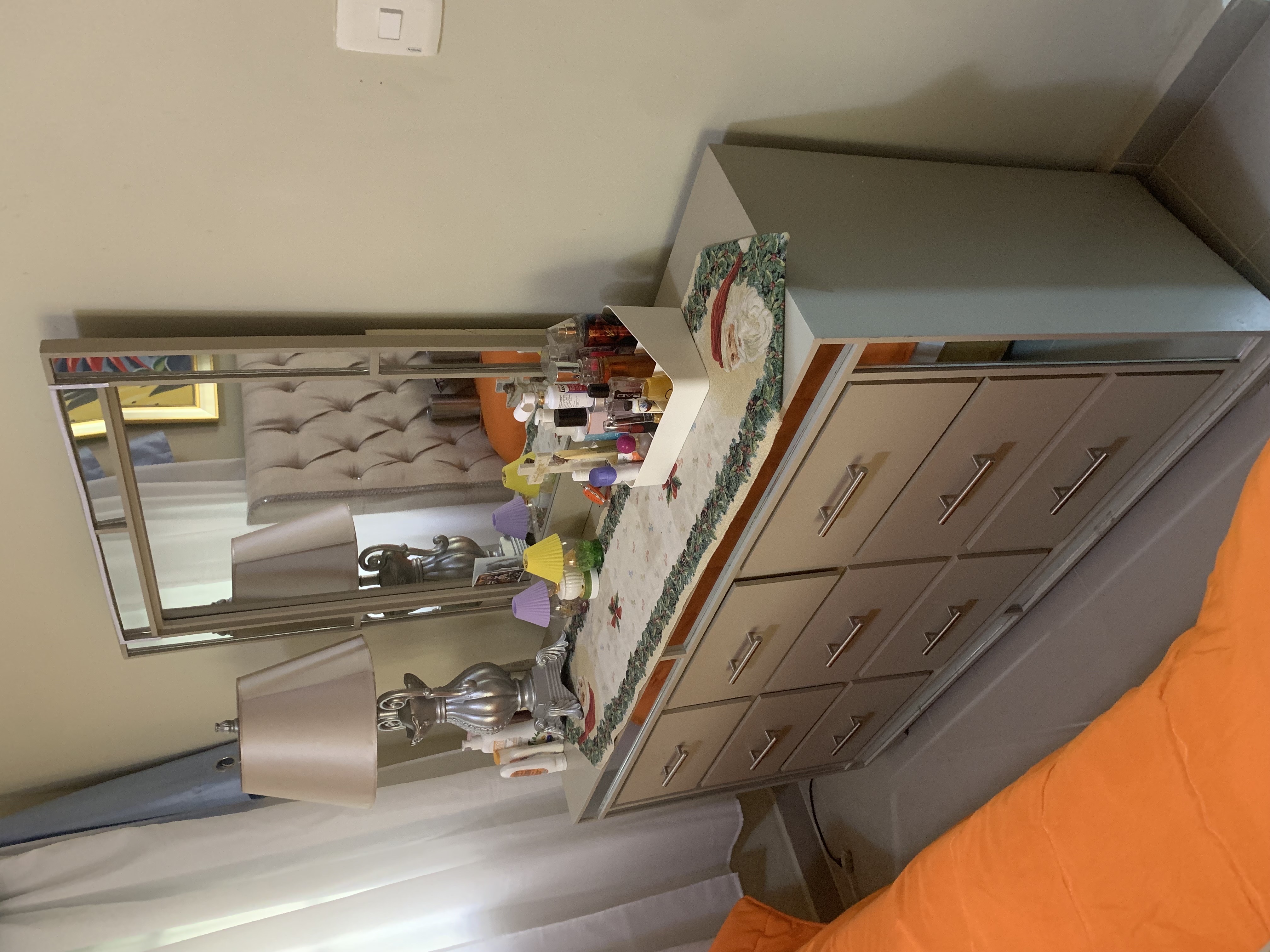 muebles y colchones - cama gabetero y biury de habitación  con su colchón en perfecta condiciones  2