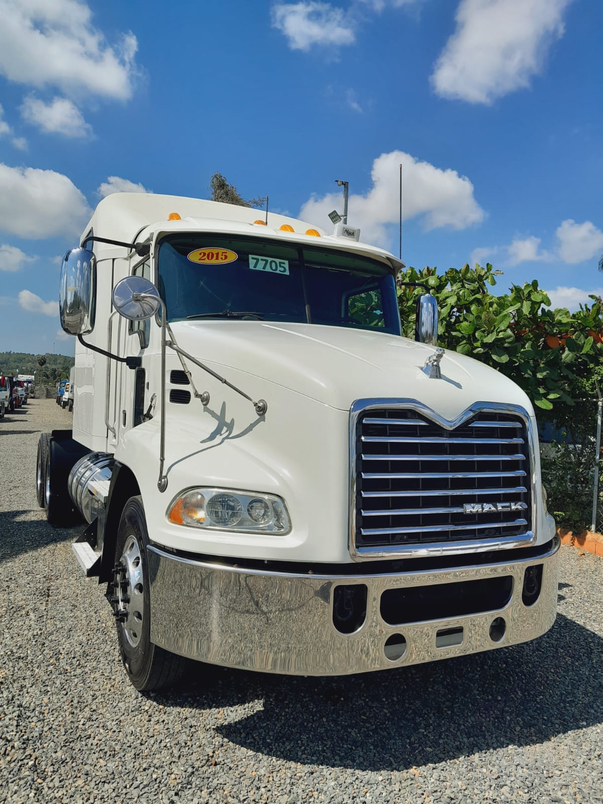 camiones y vehiculos pesados - MACK PINNACLE AÑO 2015  5