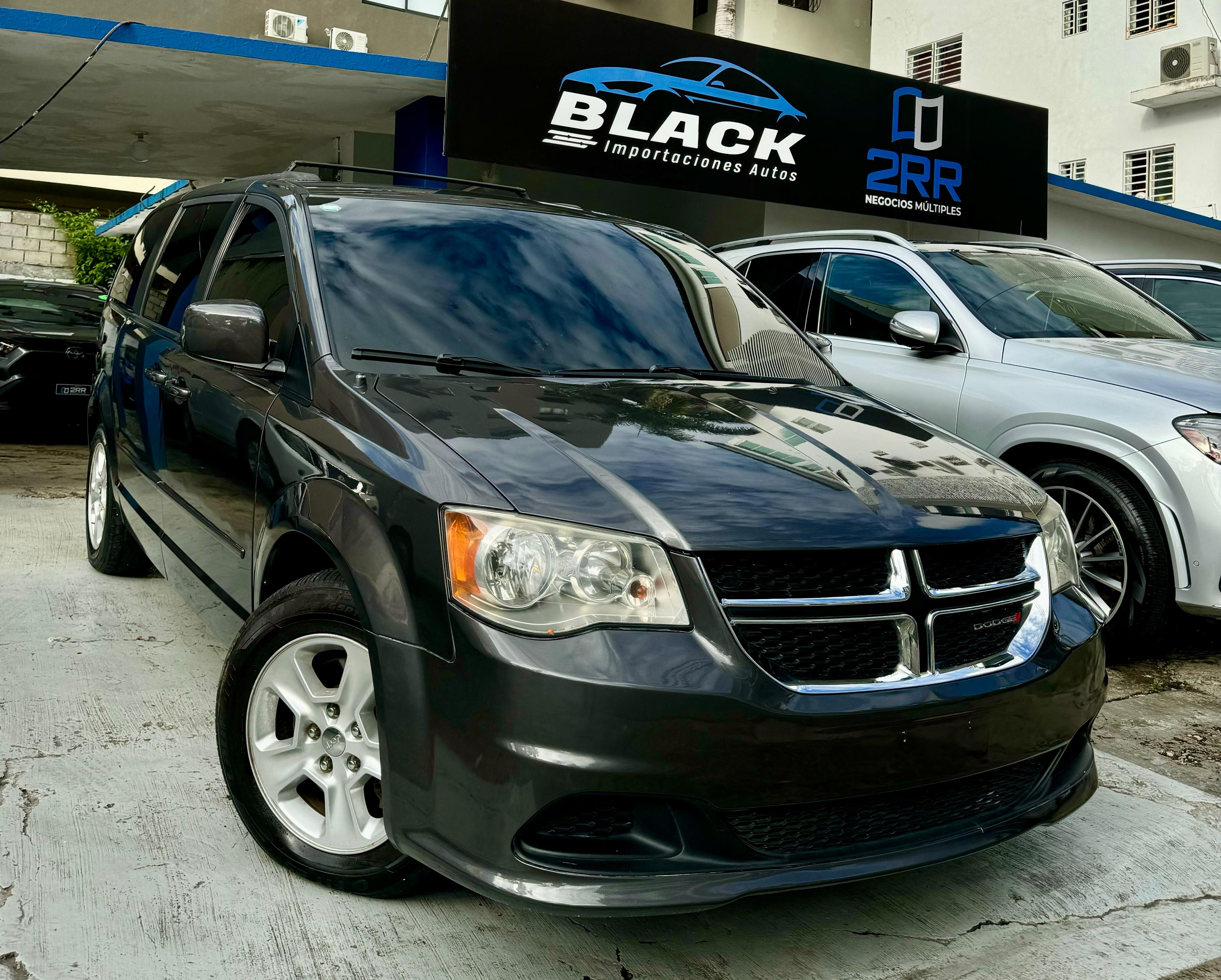 jeepetas y camionetas - Dodge Caravan SXT 2016
