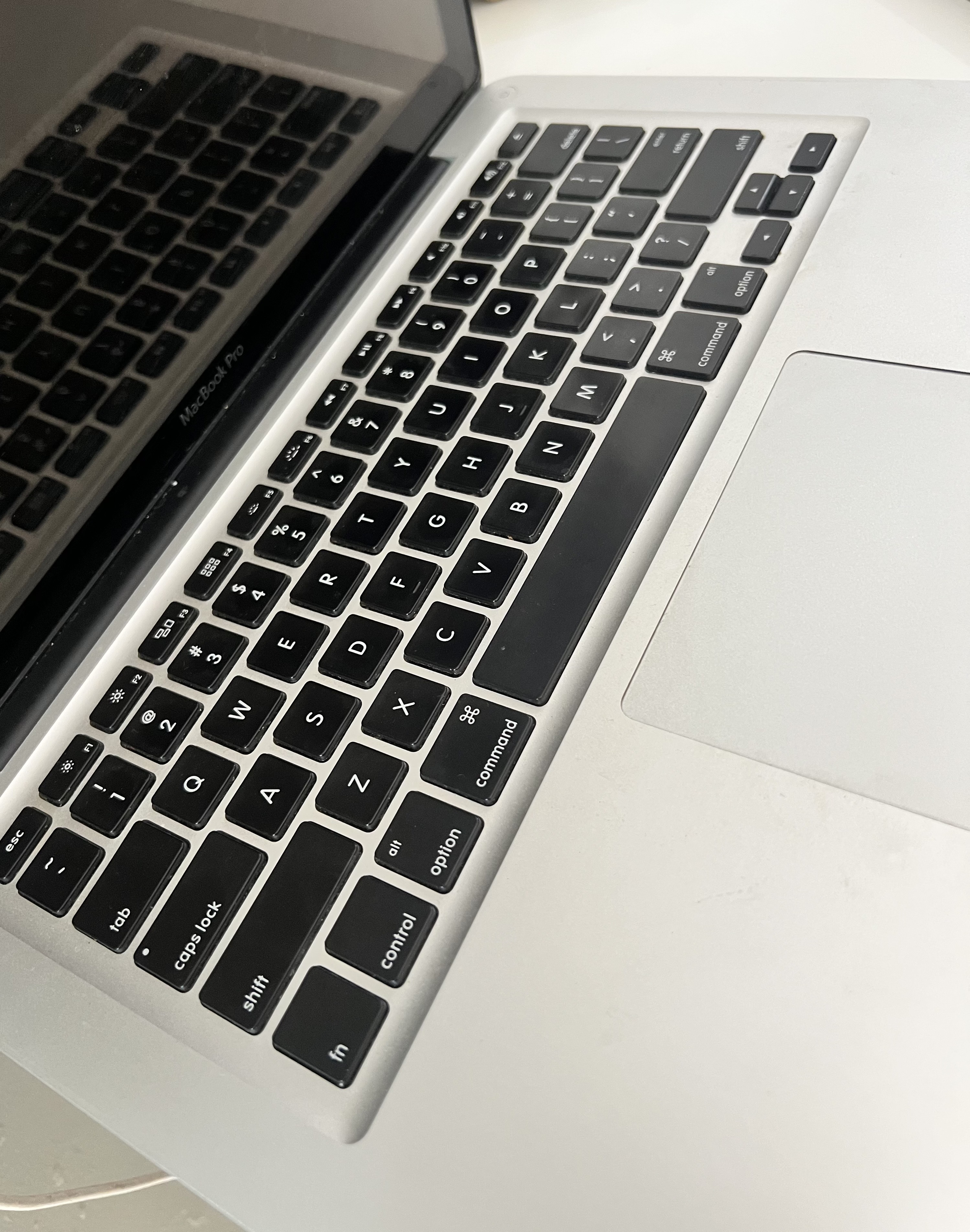 computadoras y laptops - Vendo laptop MacPro 2012 5