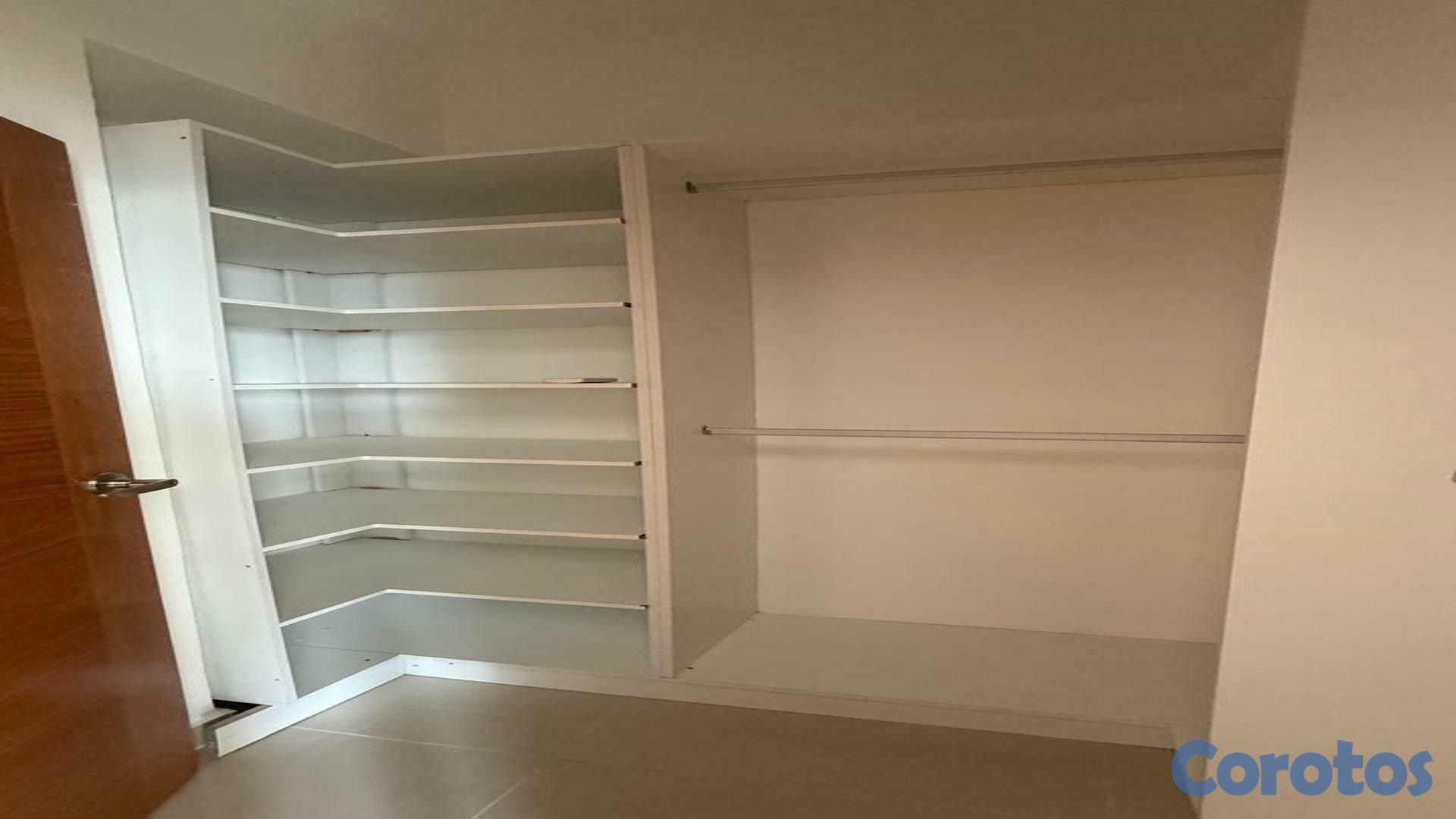 apartamentos - Moderno apto tipo loft en Evaristo Morales 8