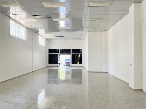 oficinas y locales comerciales - Local céntrico y comercial gazcue 1