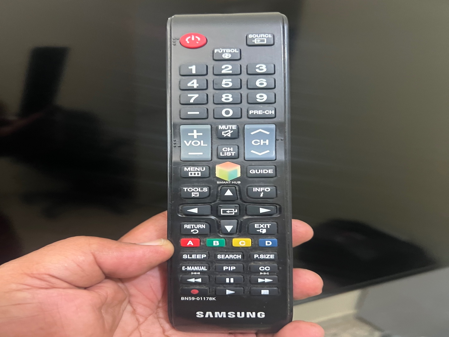 tv - TV Samsung Smart 58 pulgadas UN58H5203AF en excelentes condiciones. Control  3