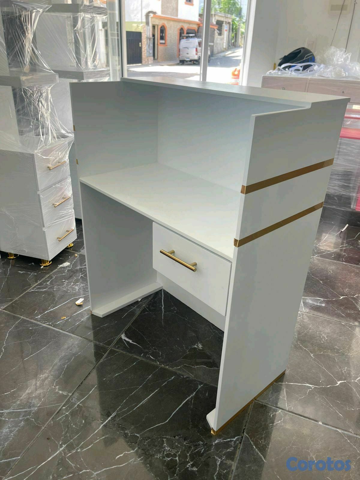 articulos de oficina - counter en Hidrófugo de 32x40 pulgadas para recepción somos fabricantes  3