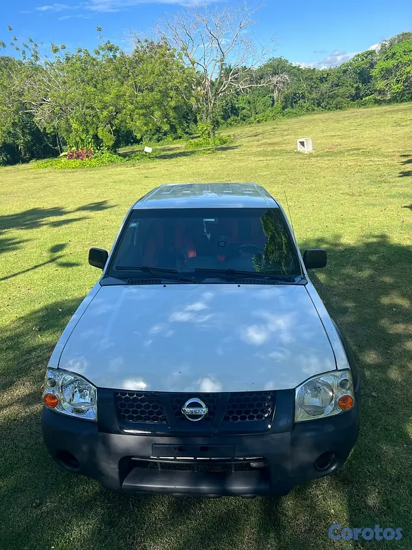 jeepetas y camionetas - Nissan frontier 2012 4x4 4