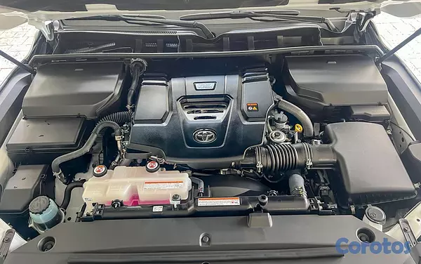 jeepetas y camionetas - Toyota Land Cruiser VXR 2026 11