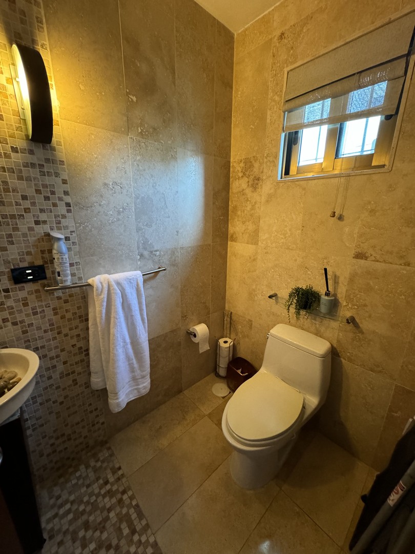 apartamentos - Piantini 4 habitaciones 4.5 banos 4 parqueos amplio balcon 6