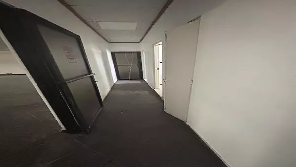 oficinas y locales comerciales - Alquiler Local Comercial Naco 2do piso 228Mts 2