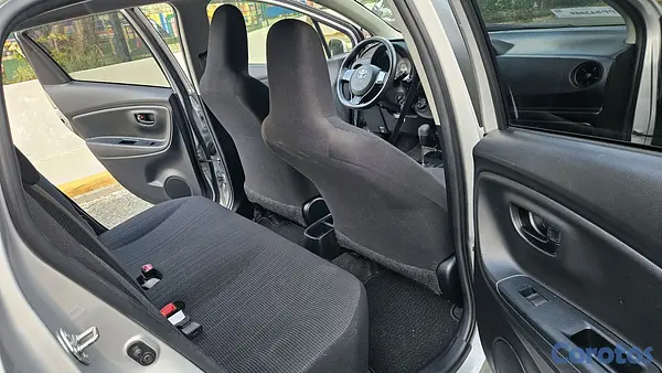 carros - Toyota vitz 2020 recién importado  8
