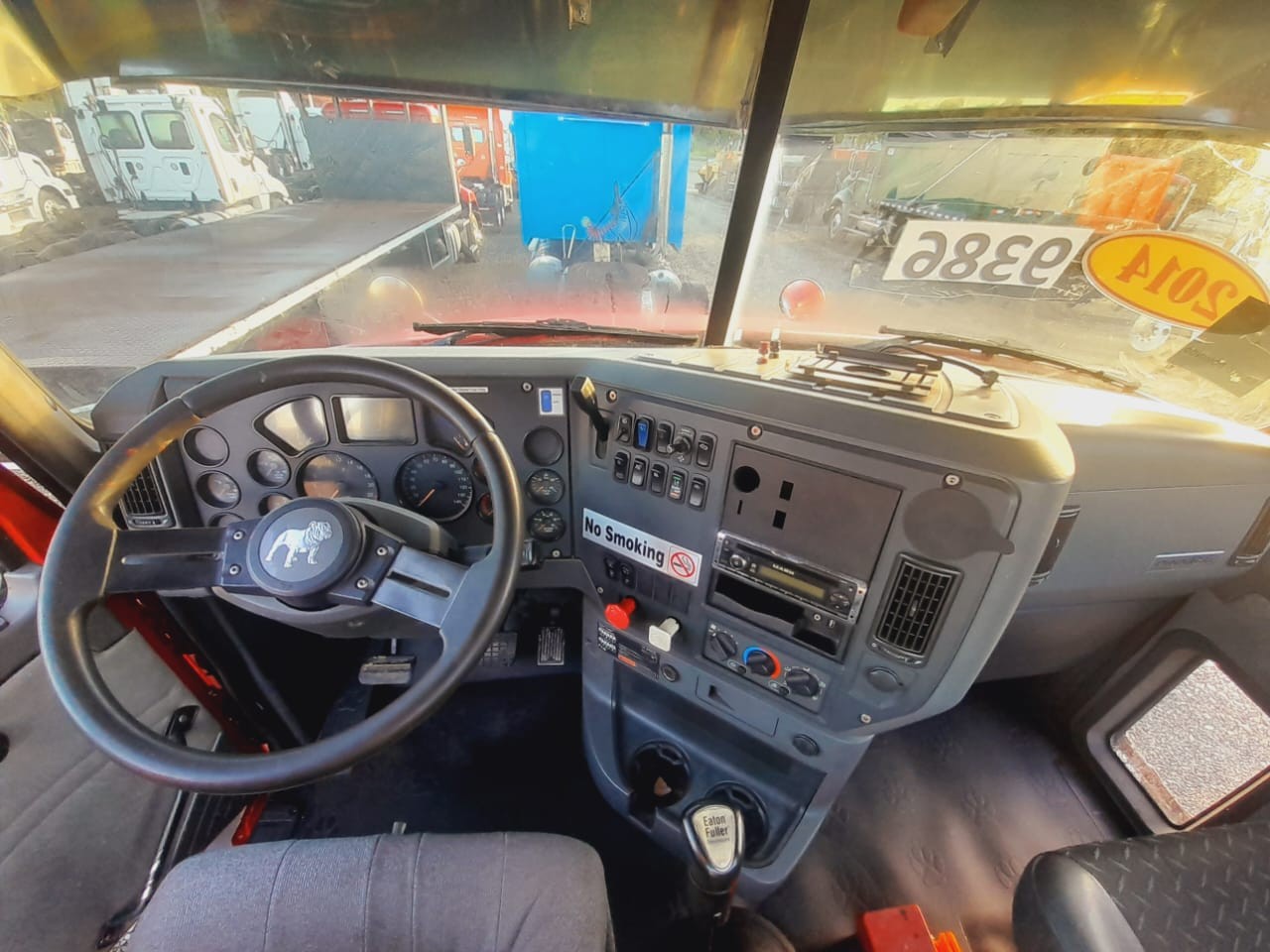 camiones y vehiculos pesados - MACK PINNACLE año 2014 3