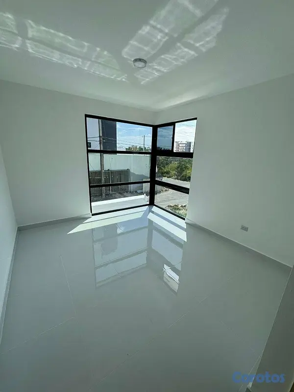 casas - CASA MODERNA EN SANTO DOMINGO ESTE  3
