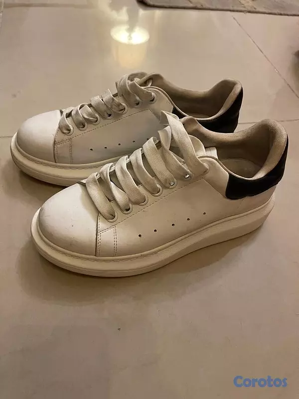zapatos para mujer - Alexander McQueen White Sneakers 3