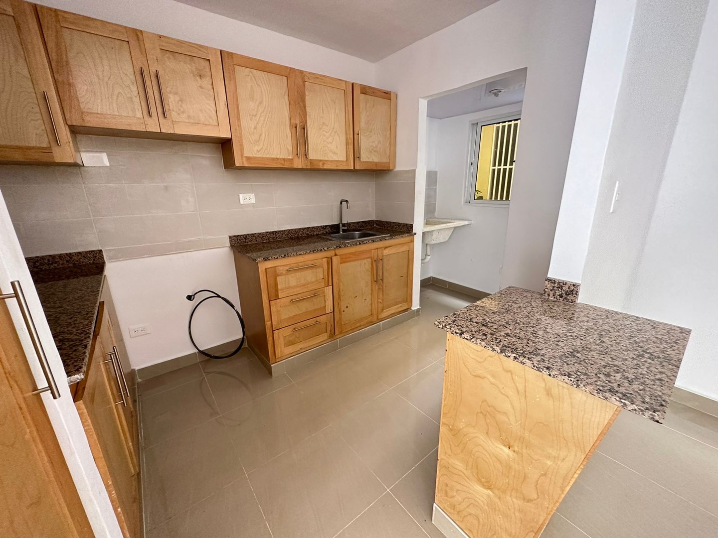 apartamentos - Apartamento en la Jacobo Majluta de 3 habitaciones  3