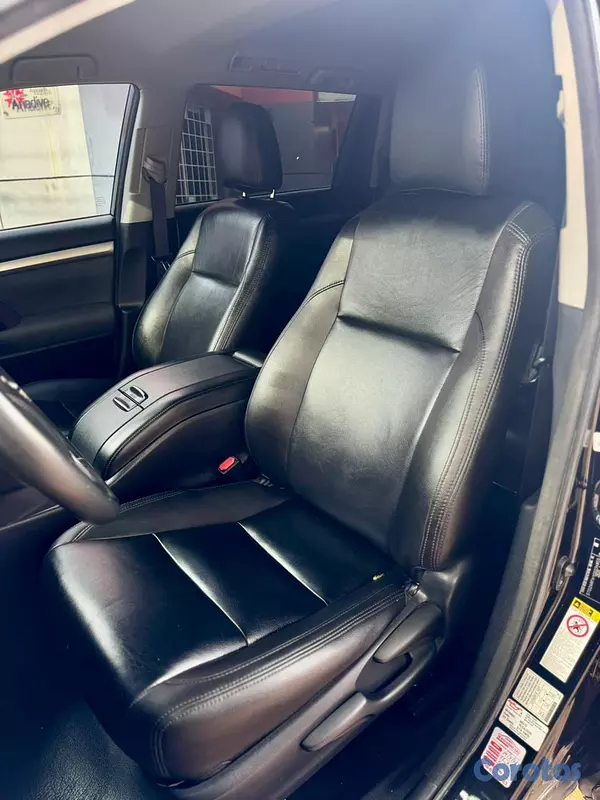 jeepetas y camionetas - TOYOTA HIGHLANDER LE 2018, NEGRA IMPORTADA POR DEL 3