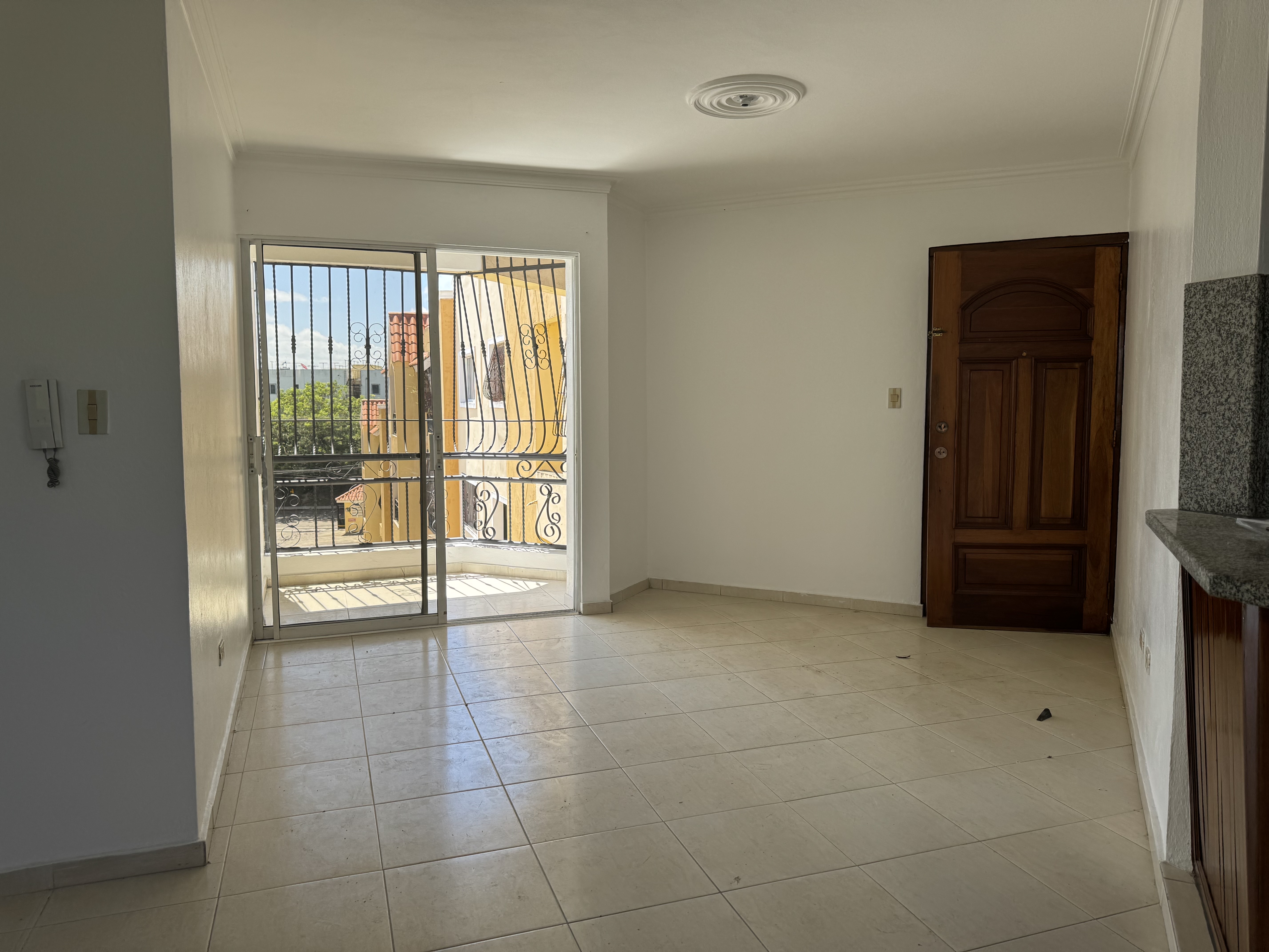 apartamentos - alquilo en el embrujo 3 4 nivel  4