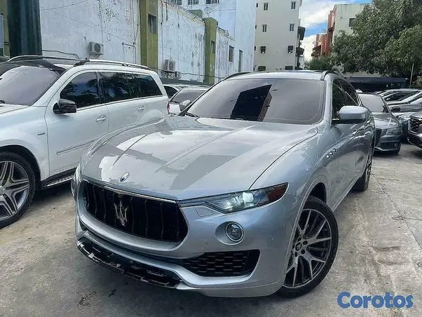 jeepetas y camionetas - MASERATI LEVANTE S 2017 3