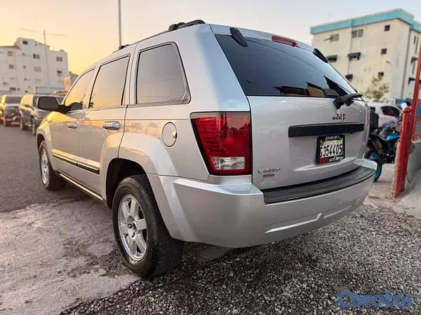 jeepetas y camionetas - Jeep Grand Cherokee Laredo 2009 7