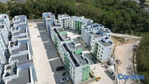 apartamentos - Apartamentos con amplia área social, En La Jacobo Majluta. 8