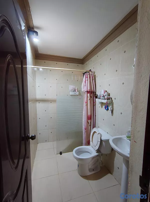 casas - Edificio Multifamiliar - Genera RD$83,500/mes - Fr 8