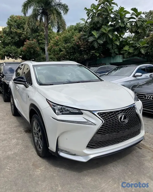jeepetas y camionetas - LEXUS NX 200 F SPORT 2016 4