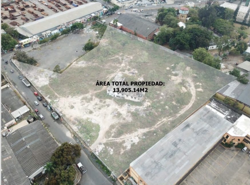 solares y terrenos - Solar Venta Zona Industrial Herrera, Av Luperon