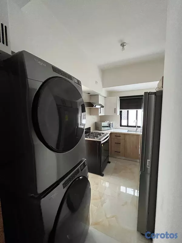 apartamentos - Apartamento con línea blanca en Naco  2
