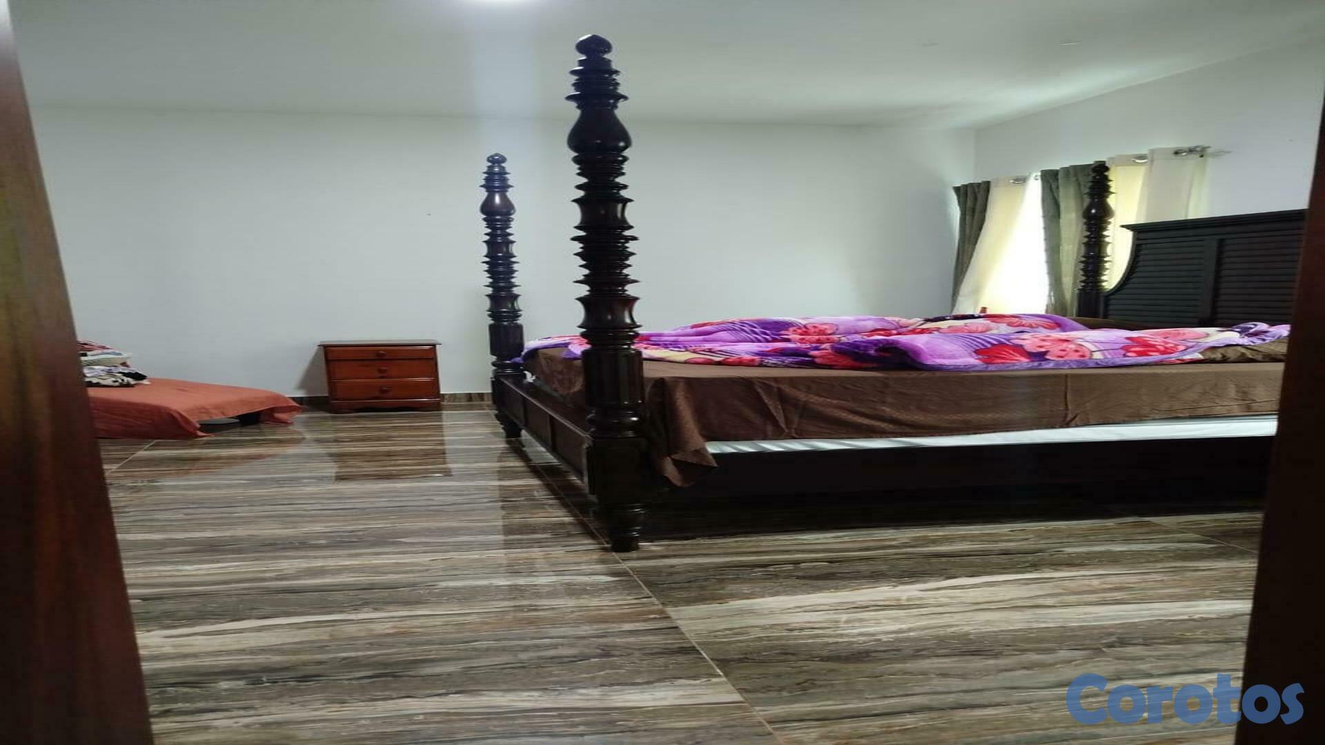 casas - Casa de 2 niveles en venta en Constanza 10