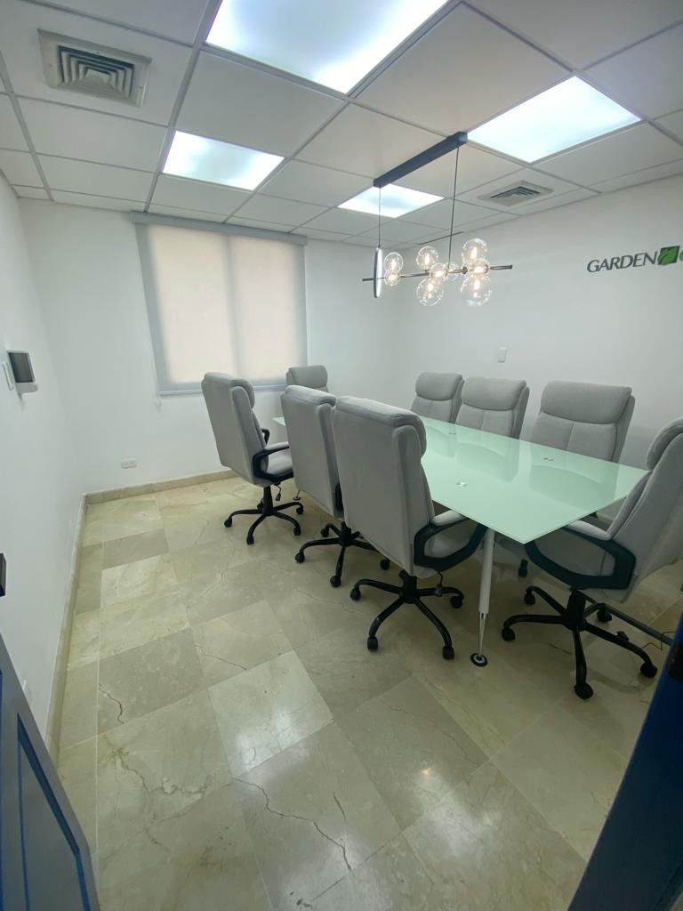 oficinas y locales comerciales - VENDO Local Para Oficina En Torre Corporativa 7mo Piso En Evaristo Morales
PD134